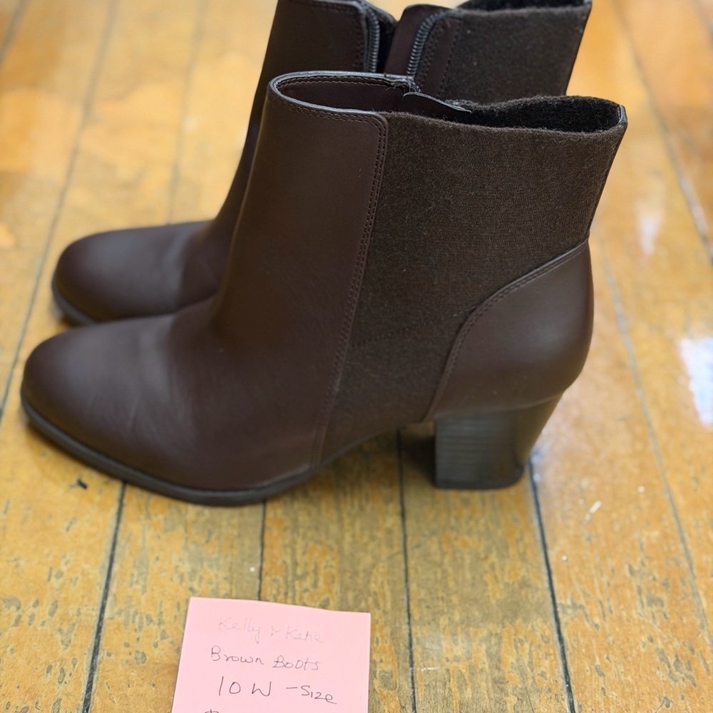 Kelly & Katie Dark Brown Ankle Booties - Picture 4 of 4